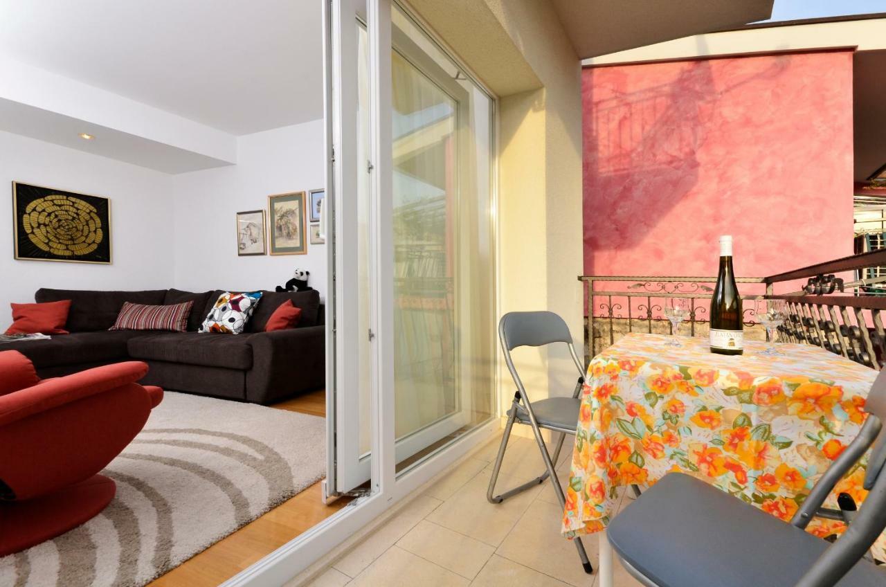 Apartments Dvor - Ap1, Ap2, Ap3 바스카보다 외부 사진