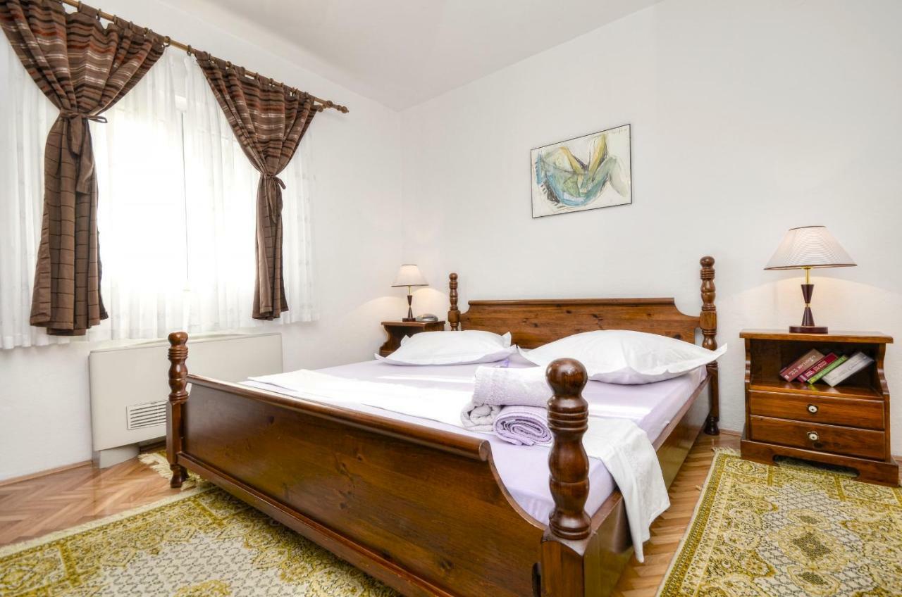 Apartments Dvor - Ap1, Ap2, Ap3 바스카보다 외부 사진