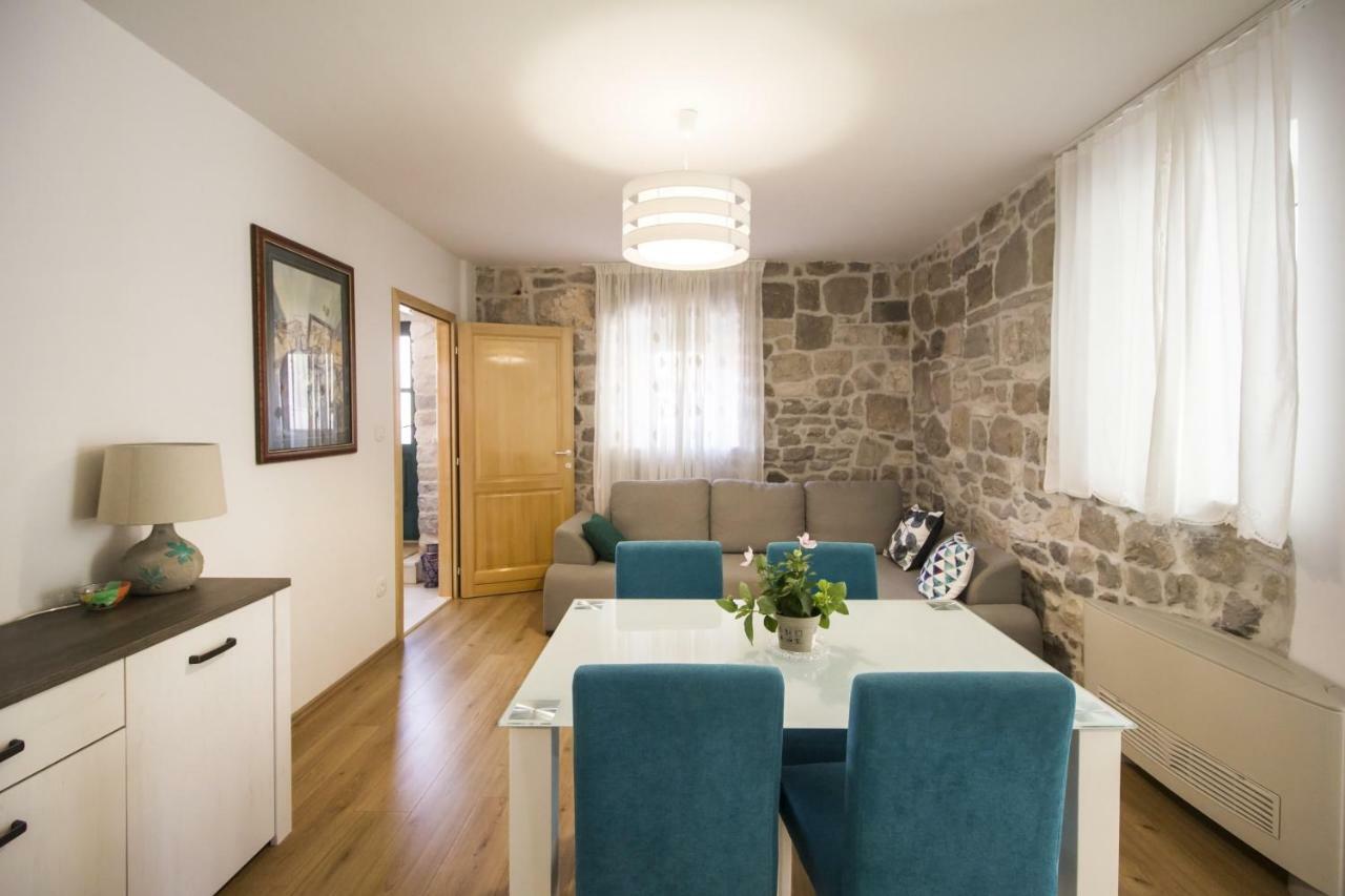 Apartments Dvor - Ap1, Ap2, Ap3 바스카보다 외부 사진